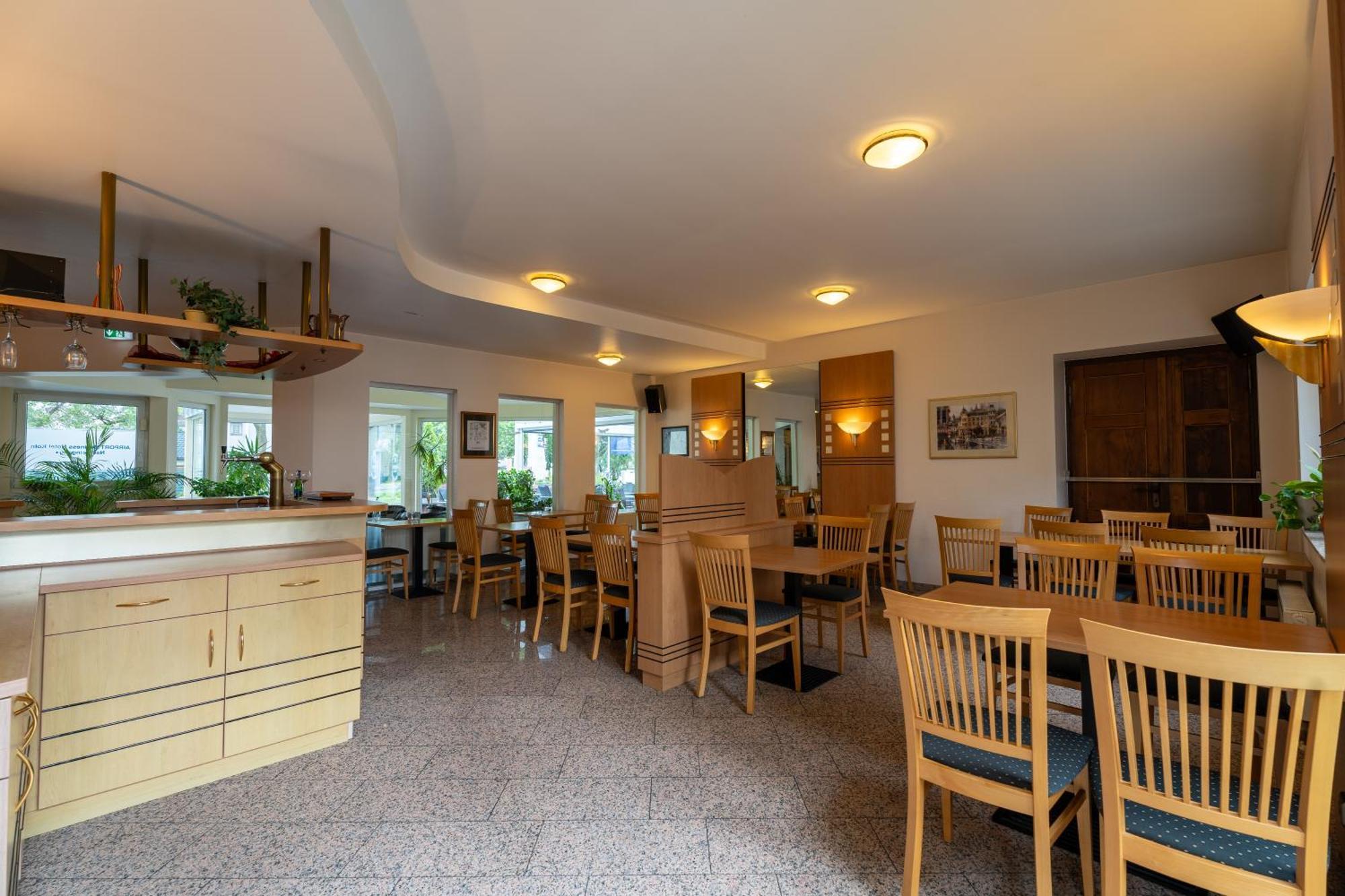 Airport Business Hotel Koeln Extérieur photo